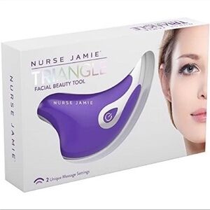 Nurse Jamie Triangle Beauty Tool